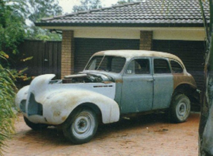 1939 Model 41, Sedan (Holden Body)