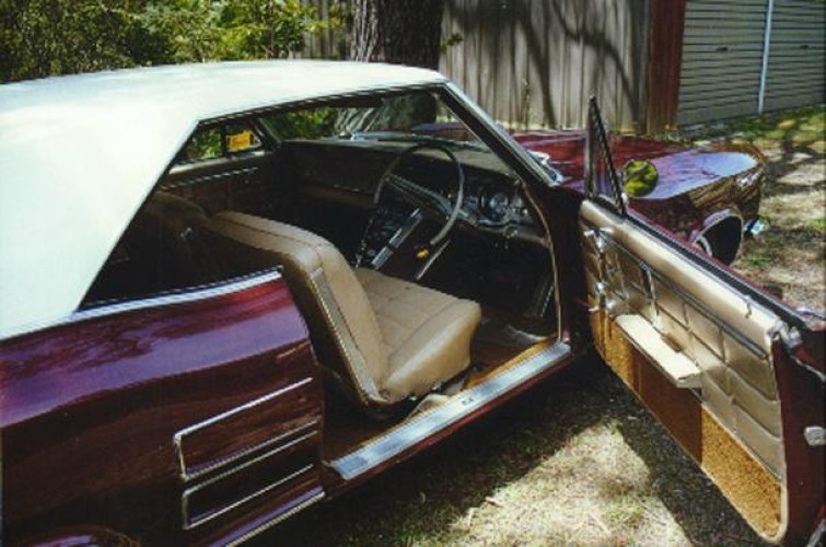 1964 Model 4747 Riviera Coupe