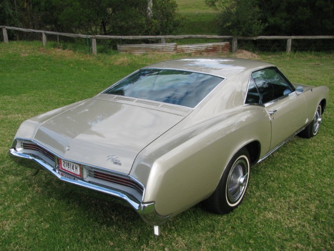 1966 Model 49487 Riviera Coupe